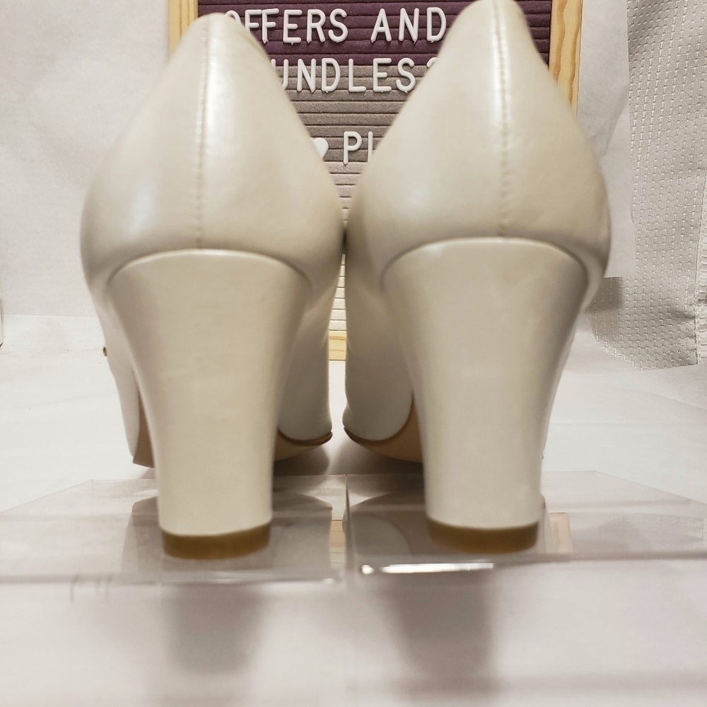Joel Parker 7 1/2 B Off White/Cream/Bone Vintage Pumps Made in Naples, I… - Picture 5 of 6